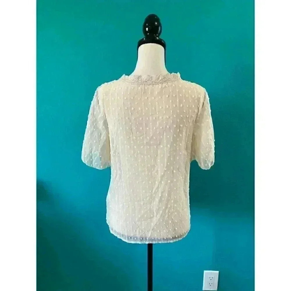 ⭐️ Shein light blush pink blouse in size xs - Picture 3 of 4
